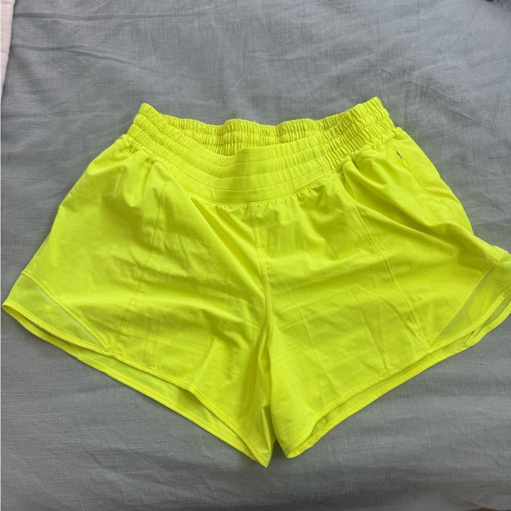 Lululemon hotty hot high rise shorts